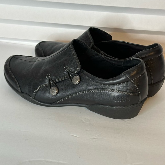 Taos Footwear Encore Leather Slip-Ons size 10 - Picture 2 of 11